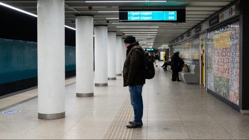 Mától kezdve megváltoznak az utolsó metrójáratok indulási időpontjai Budapesten.