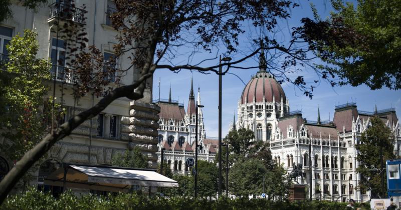 Több százmillió forintot zsebeltek be bizonyos kormánytagok, sőt, akadt olyan is, aki milliárdos bevételre tett szert.