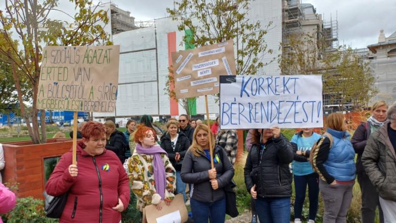 Számos üres pozíció vár betöltésre az állami fenntartású gyermekotthonokban.